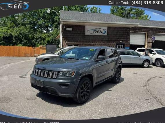 JEEP GRAND CHEROKEE 2018 1C4RJFAG0JC148958 image